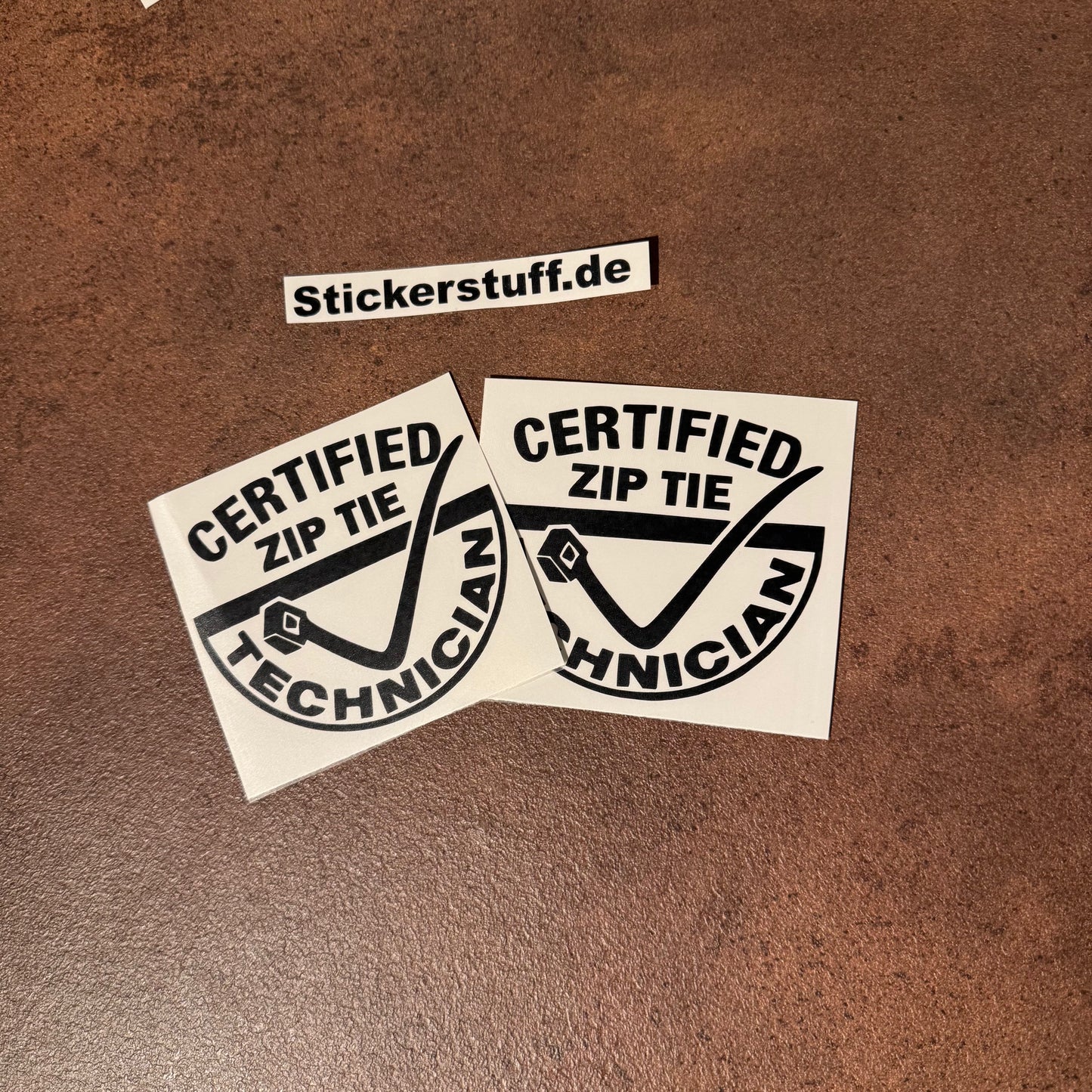 Zertifizierte Zip Tie Technicer Sticker